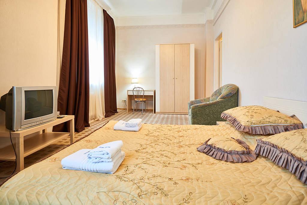 Home Hotel Apartments On Khreshchatyk Area Kiev Luaran gambar